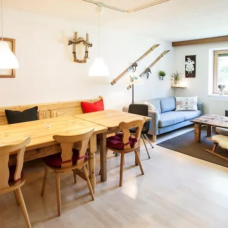 Spacious House In With Terrace Ferienhaus Fügen