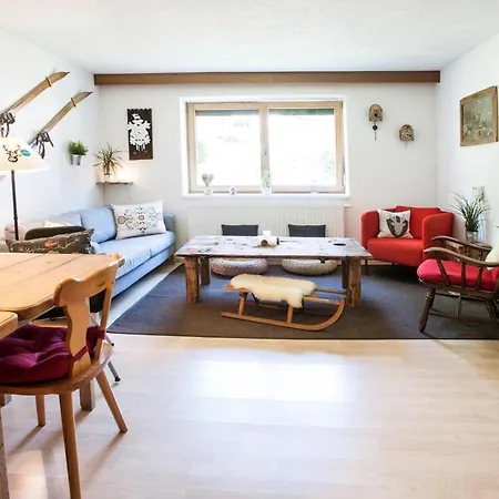 Spacious House In With Terrace